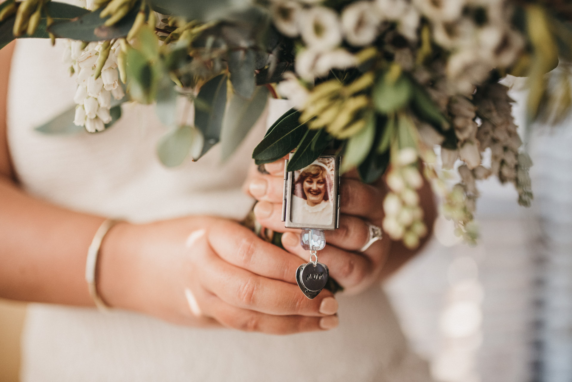 Memory bouquet charm